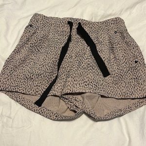 Size 4 lululemon shorts